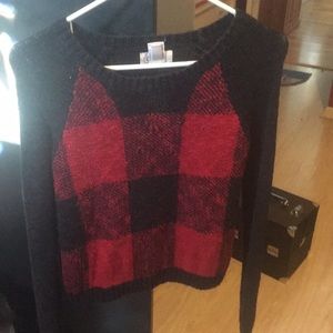 Black and red checkered long sleeve top